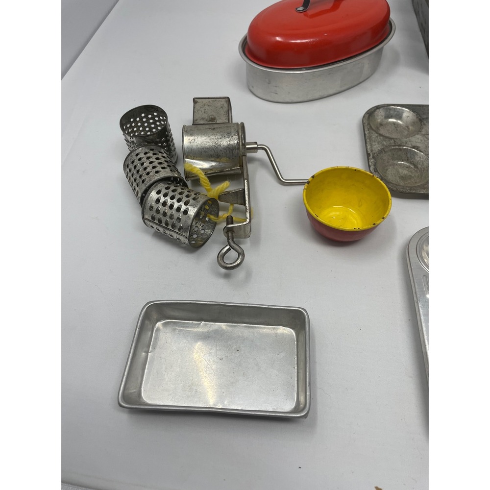 Vintage Toy Kitchenware Lot – Mid Century Metal & Enamel Play Cooking Tools Pans - Picture 5 of 6